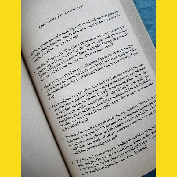 Book - Mountains Beyond Mountains: The Quest of Dr. Paul Farmer, by Tracy Kidder - Picture 8 of 13